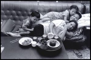 相親相愛的二哥一家人(張貴榕,張顏錦珠,張亞慈,張金寶),澎湖馬公,1993